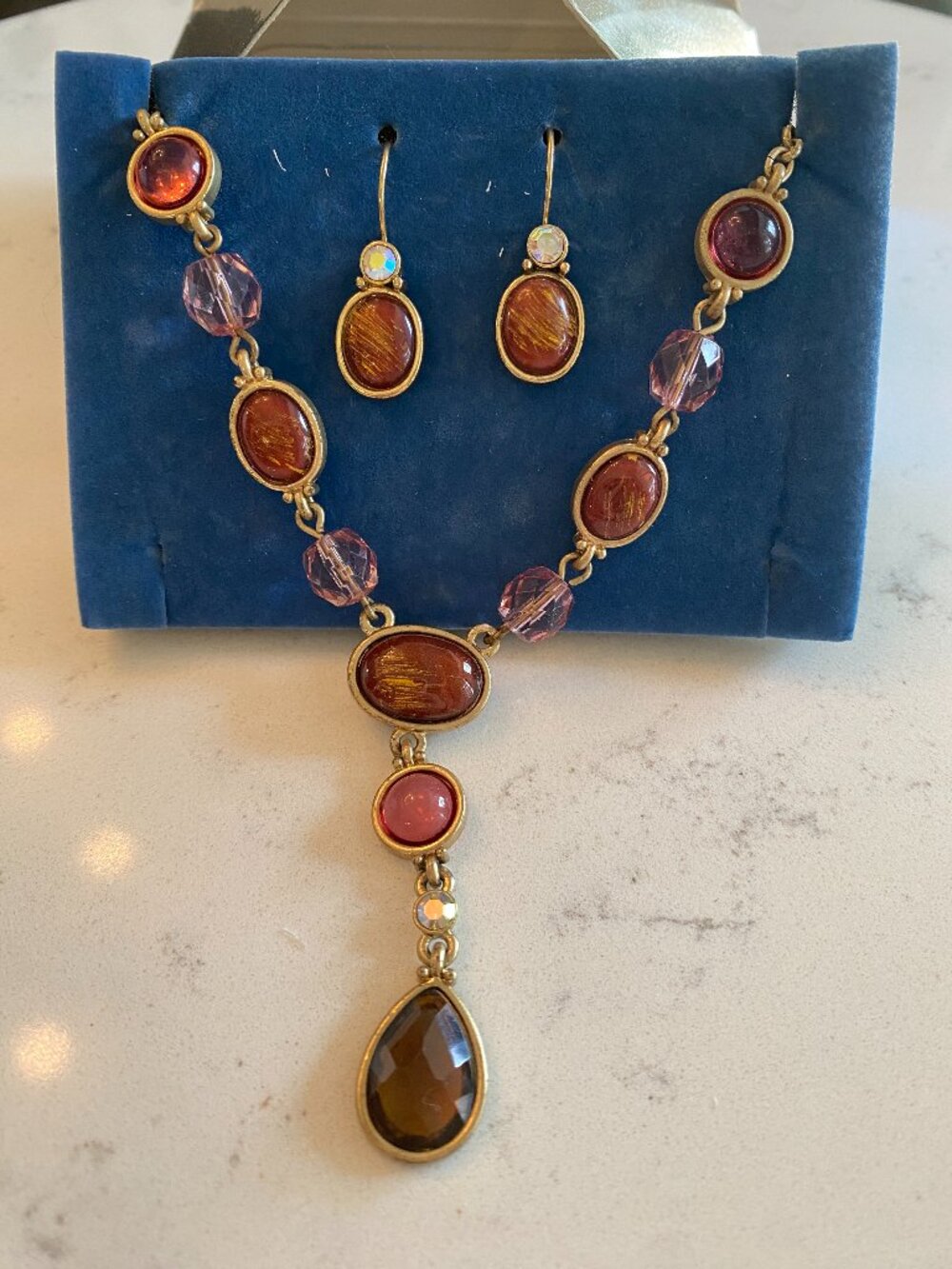 Avon Gold Tone Necklace Earrings Set Amber Cabochon Pink Crystal Beads NIB